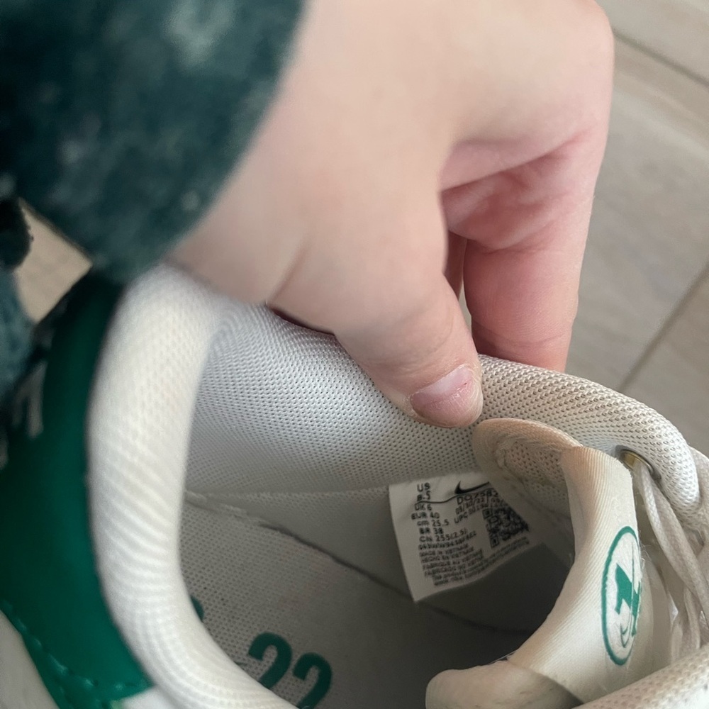 Nike Air Force 1 ‘07s White Sneakers with Green 40th Anniversary - Picture 8 of 8